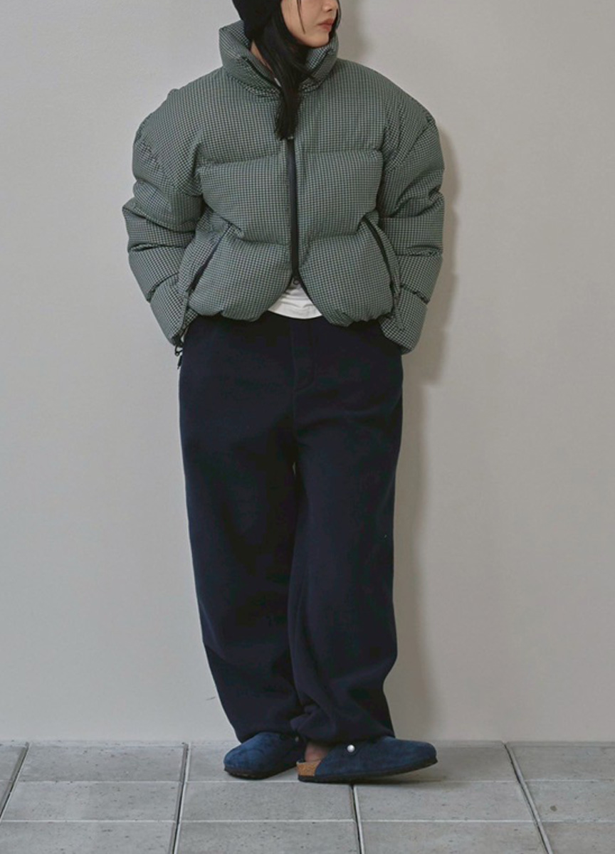 格紋立領羽絨短外套